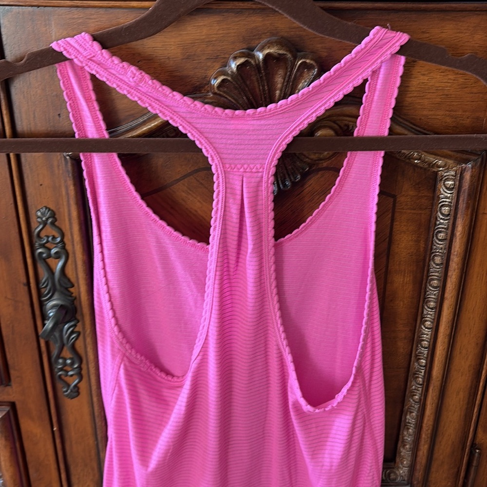 Lululemon Top - Picture 6 of 9